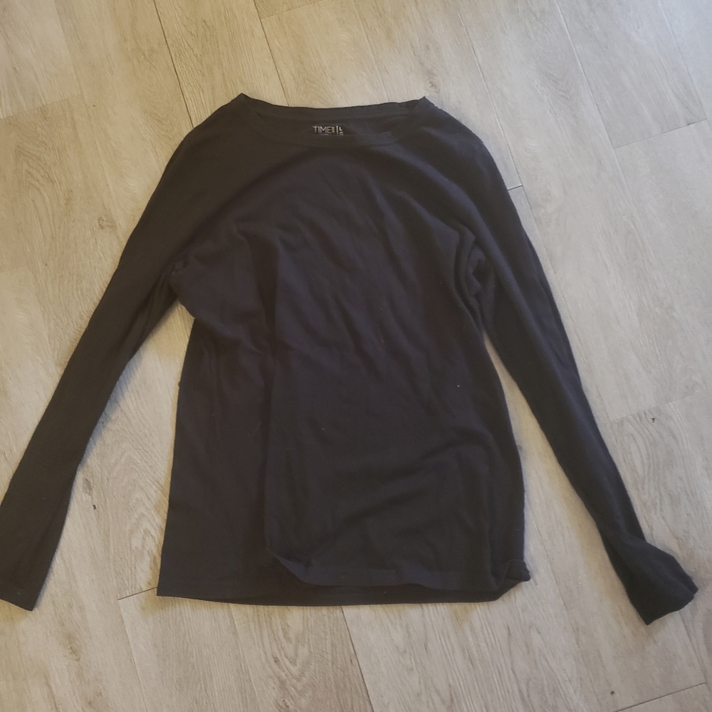 Black long sleeve shirt